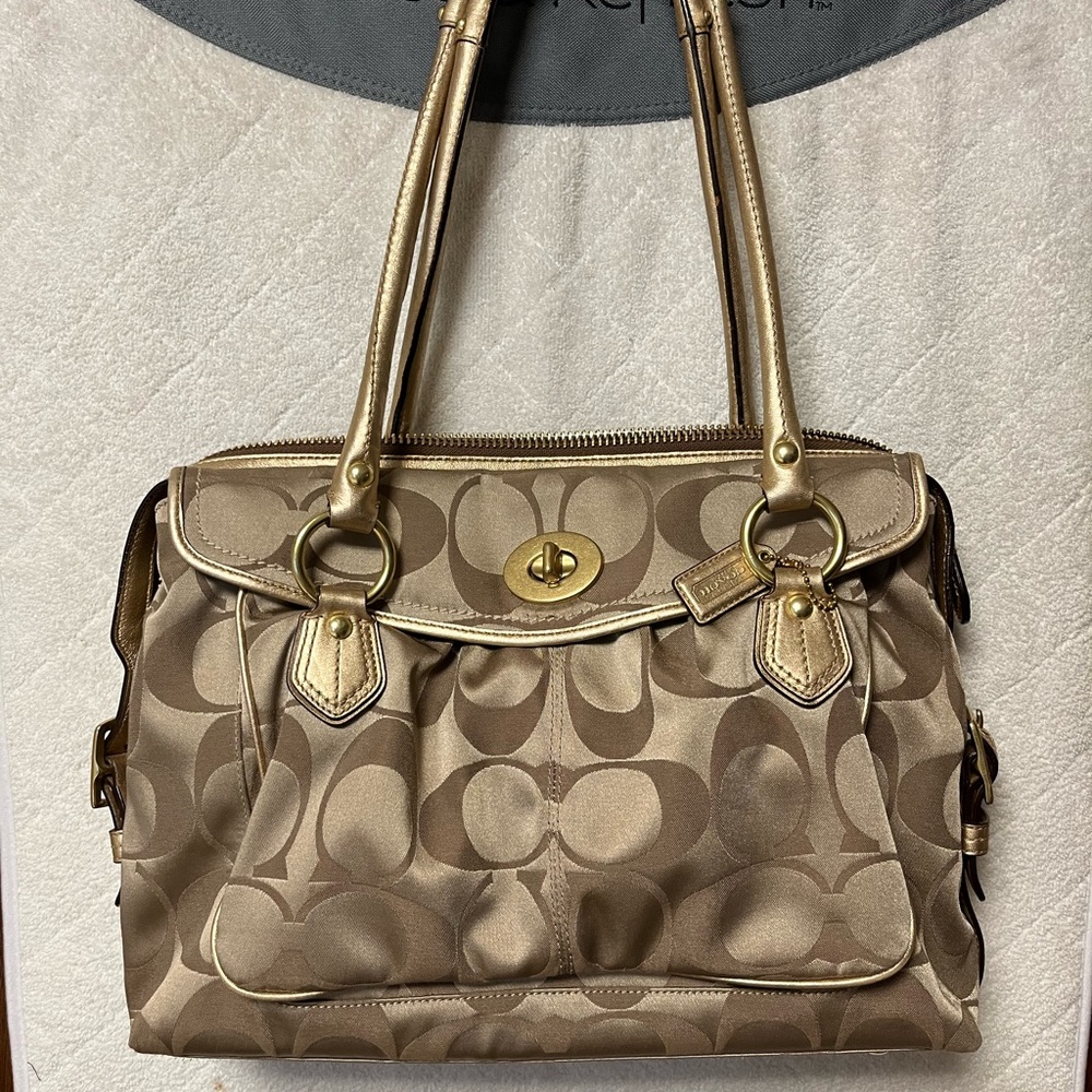 Large tan and gold Addison Coach handbag/purse/laptop business bag.